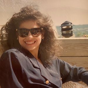 Meet your Posher, Pilar